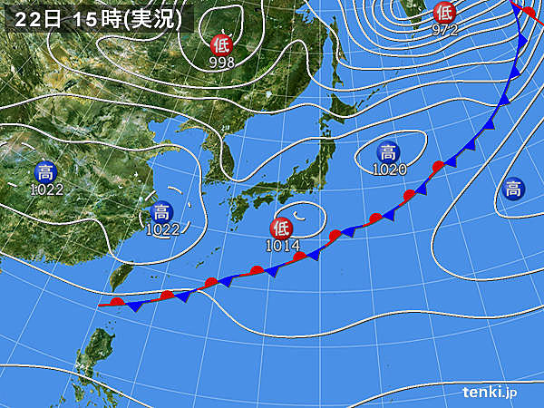 実況天気図(2015年04月22日)