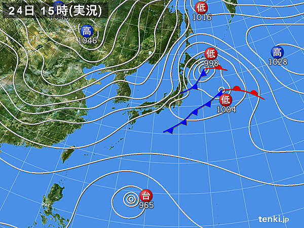 実況天気図(2015年11月24日)