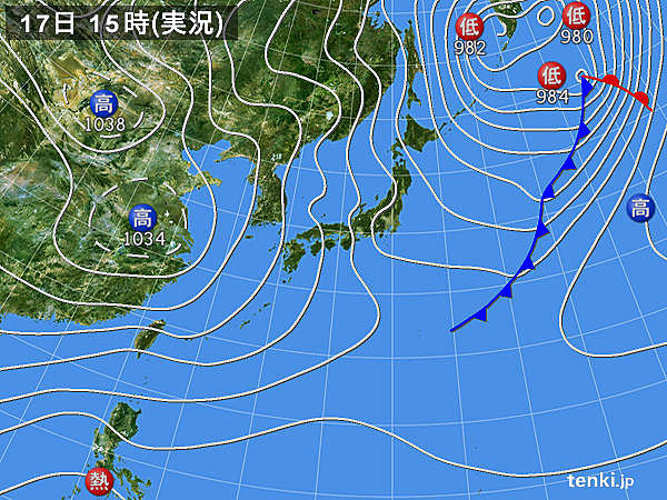 実況天気図(2015年12月17日)