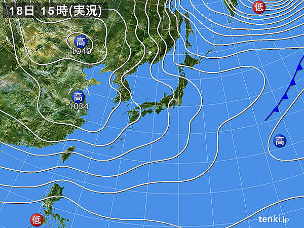 実況天気図(2015年12月18日)