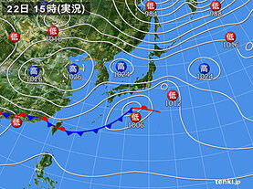 実況天気図(2022年03月22日)