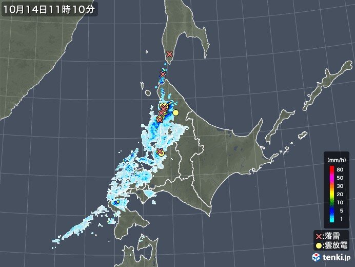 北海道　前線通過で局地的に雨や雷雨　山では雪の可能性も
