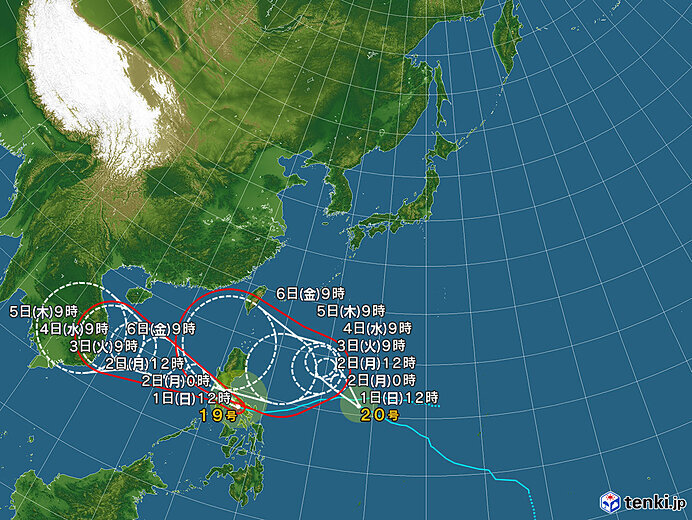 南にはダブル台風発達