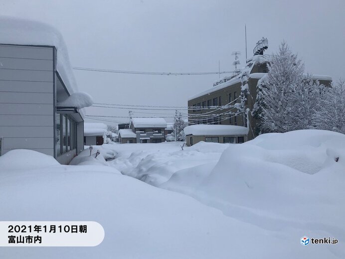 北陸大雪 あす午前にかけて大雪警戒 雪弱まっても雪害注意 Tenki Jp Goo ニュース