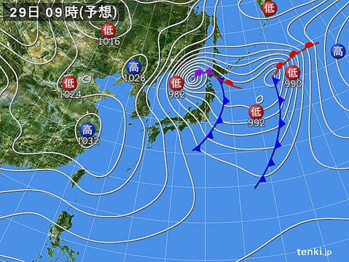 日本海側で大荒れの天気