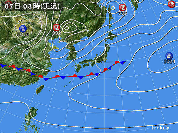 南に前線　太平洋側ほど雨の所多い　種子島・屋久島や奄美は滝のような雨も