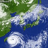 台風8号　先島諸島は大荒れ　厳重警戒続く