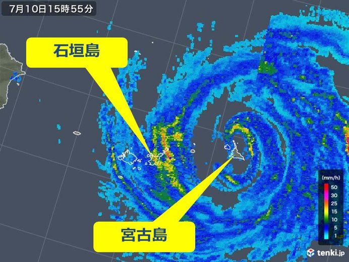 台風8号　宮古島は台風の眼に入ってます