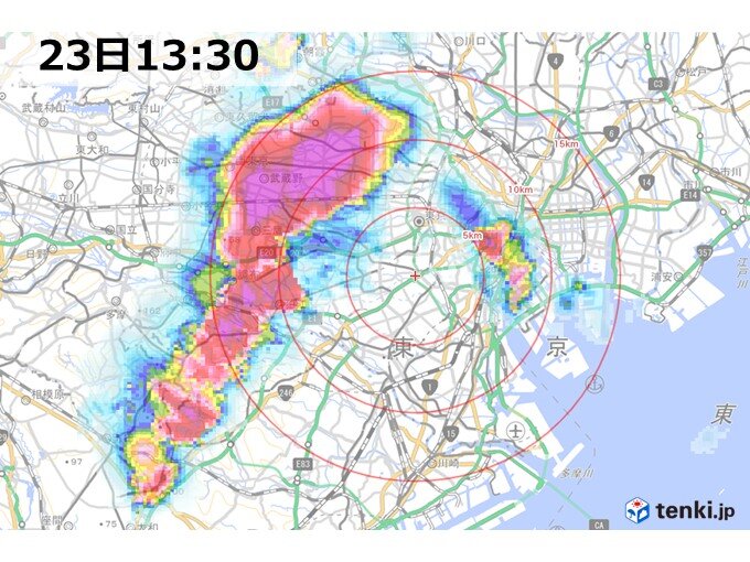 東京都内で雨雲が急発達中