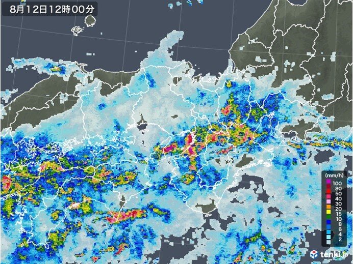 関西　秋雨前線が日本付近に停滞し、大雨の恐れがある