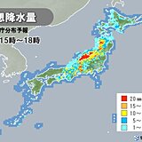 22日　前線通過　西から東へ活発な雨雲や雷雲　局地的に激しく降る