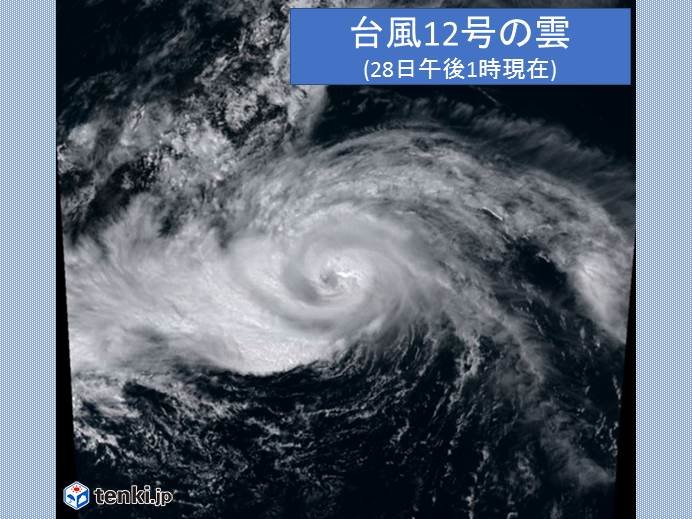 台風12号　西日本豪雨の被災地直撃の恐れ