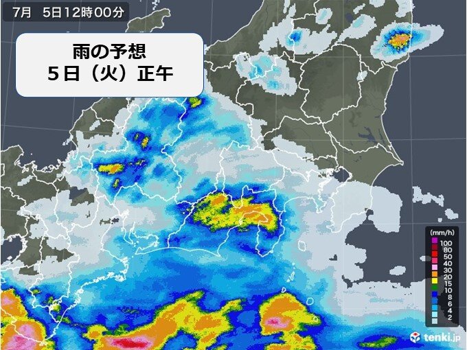 青空が見える東京都心 油断は禁物 雨雲が接近中 外出には傘を持って