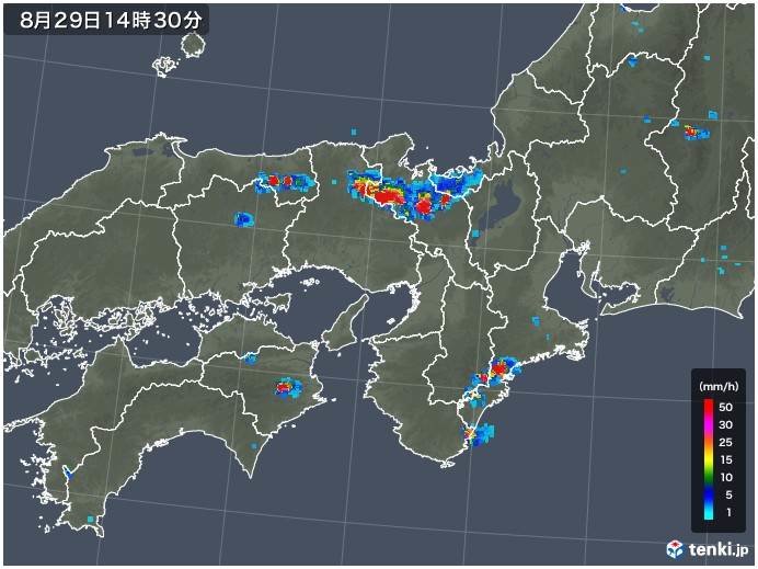 京都府で局地的大雨 1時間に約70ミリ
