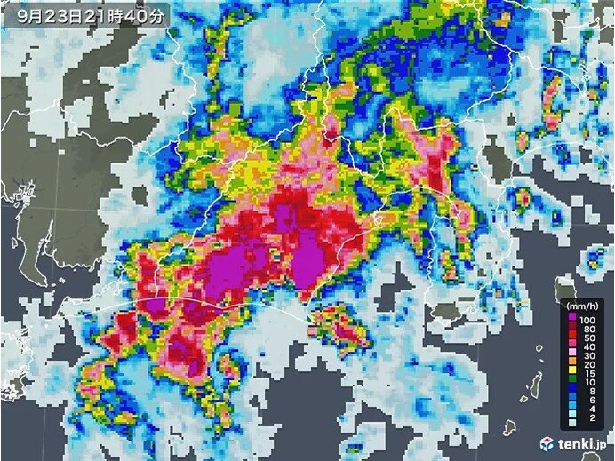 静岡県などで記録的短時間大雨情報が頻発