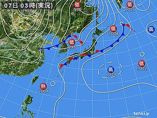 7日　広く雨や雷雨　滝のような雨も