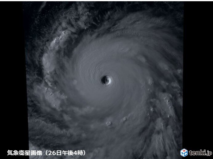 猛烈な台風2号　動き遅く影響が長引く恐れ　来週は前線停滞　九州～関東で大雨か