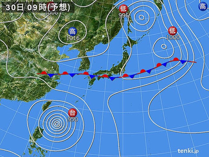 台風2号　沖縄付近で動き遅く