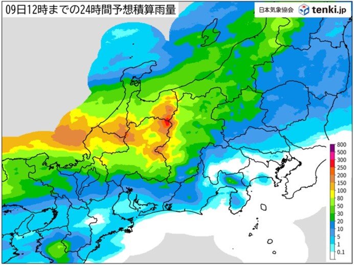 24時間で200ミリ超えの降水量も