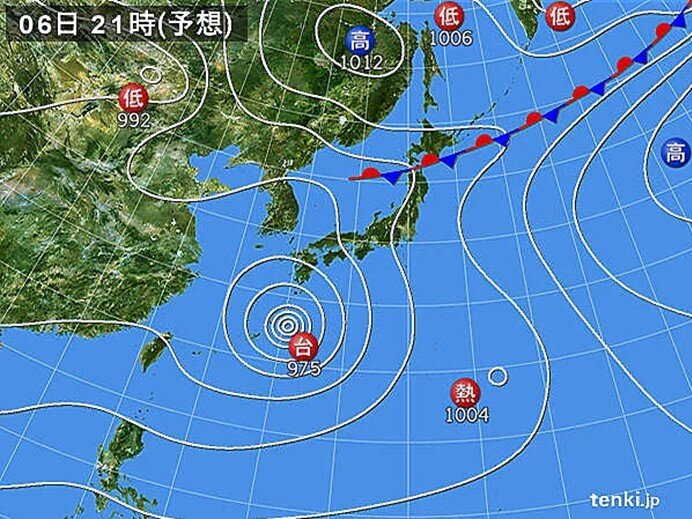 南には台風6号　北には前線停滞
