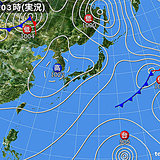 25日　大体晴れるが　午前中は濃い霧も