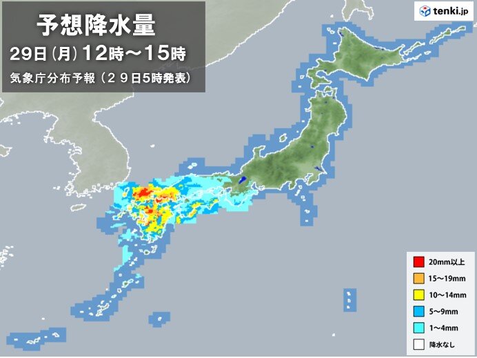 九州　局地的に非常に激しい雨