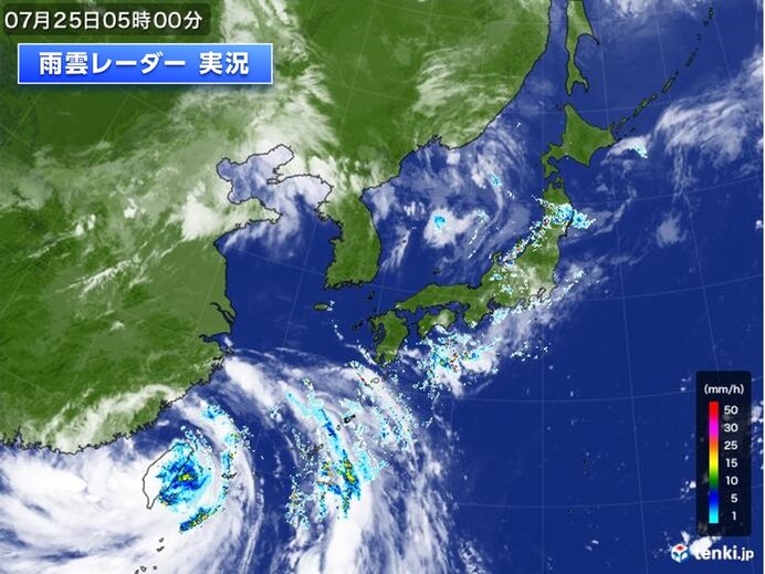 沖縄は台風の影響が続く
