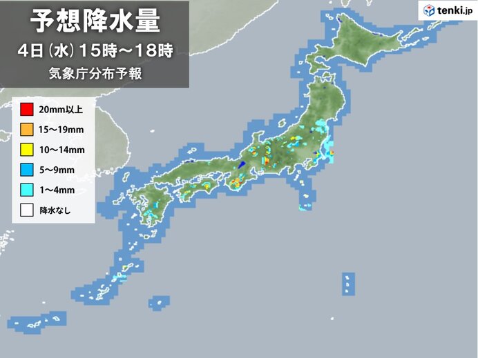 広く晴れるも　局地的に激しい雨