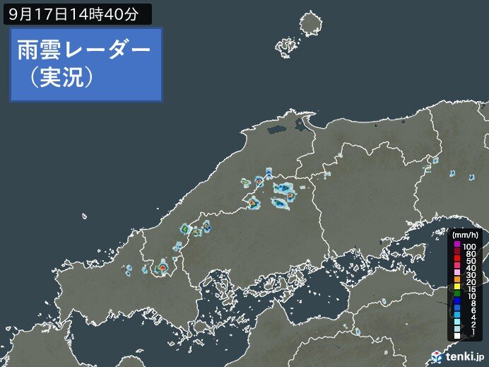 今日17日(火)夕方は局地的に滝のような雨も