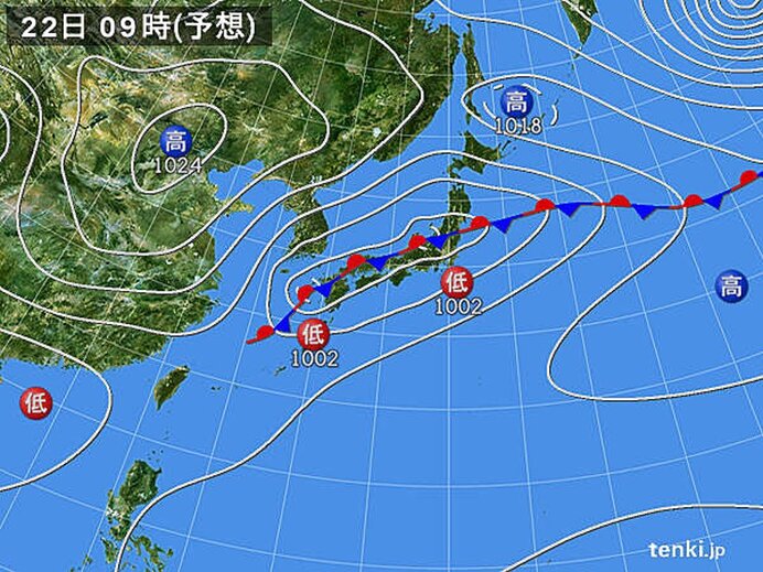 台風14号　Uターンして山陰沖で低気圧に