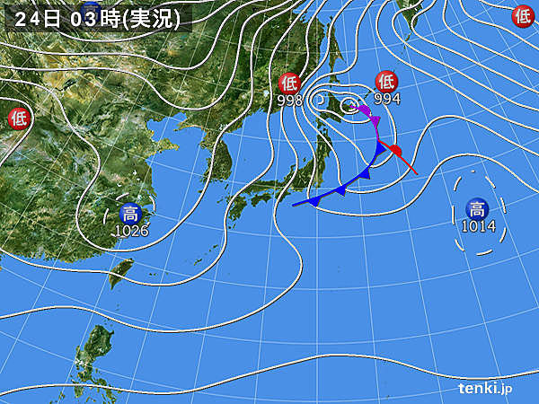 24日　見通しのきかない程の猛吹雪