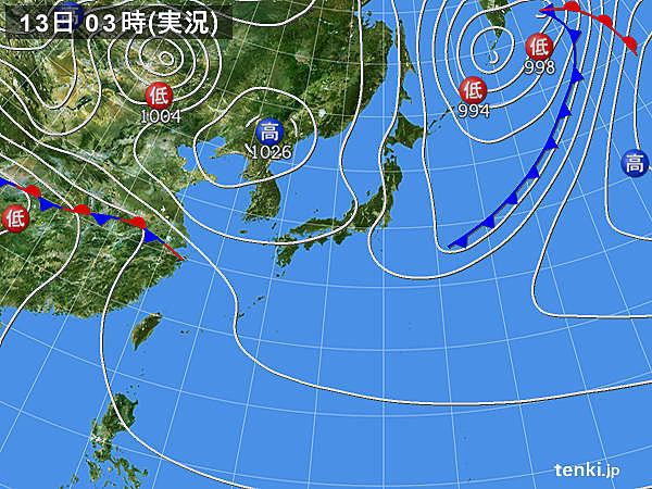 13日　広く晴れ　でも西から嵐の足音