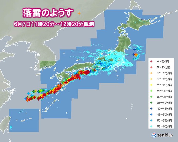 連なる雷雲　和歌山市付近で1時間約70ミリの雨