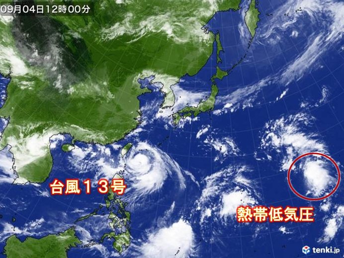 南の海上から熱帯低気圧が接近