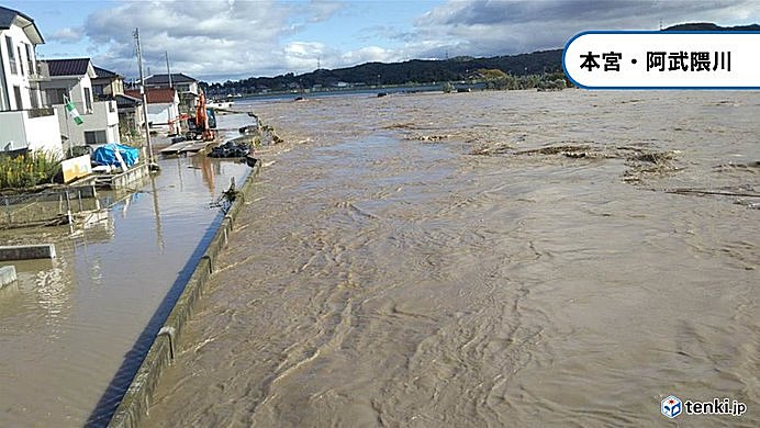 台風19号　関東を直撃　史上最多の13都県に大雨特別警報