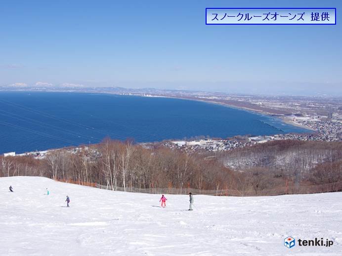 北海道　スキーシーズン　カミングスーン