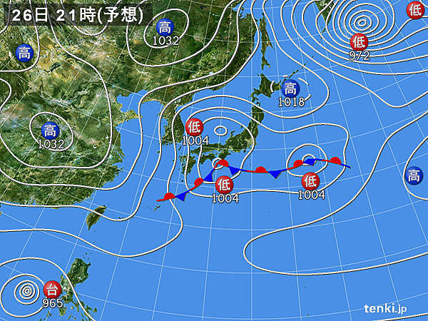 きょう26日(木)　日本付近に2つの低気圧