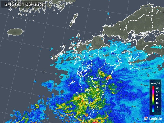 九州南部に活発な雨雲
