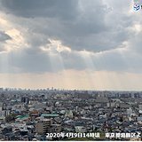 東京都内で「天使のはしご」