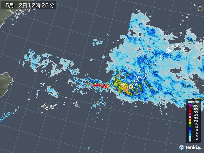 沖縄に発達した雲　非常に激しい雨・落雷・突風に注意