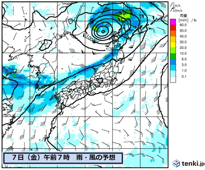 元台風4号　再発達し接近へ　暴風や激しい雨の恐れ