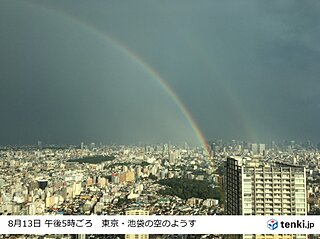 東京都心 雨のあとに虹が出現 くっきりと