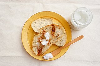ダイエットにもアンチエイジングにも！　知られざるココナッツオイルのパワー