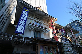 ３月の歌舞伎座は、五代目雀右衛門襲名披露公演。ところで襲名とは？