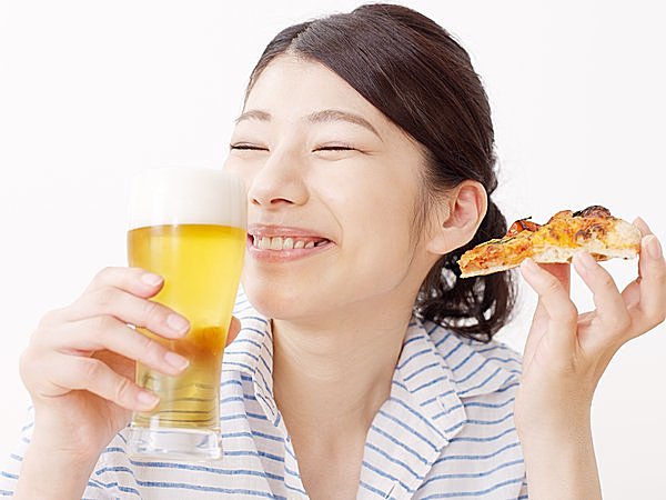 涼しいお部屋でビールとピザ☆暑気払いのつもりでしたが