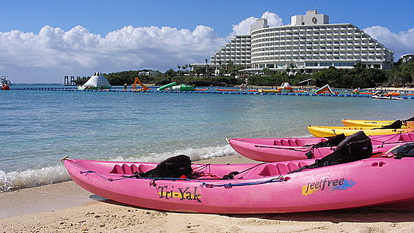 気分はもう夏！　沖縄の海開きはもうすぐ！
