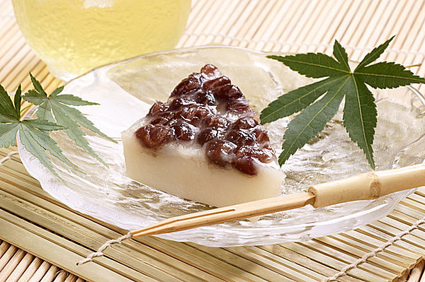 6月の和菓子、「水無月」。無病息災を祈る食べ物って本当？