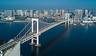 東京の絶景を眺めながら、レインボーブリッジを歩いて渡ろう