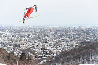 勇気ある挑戦者がつないだスキージャンプの歴史