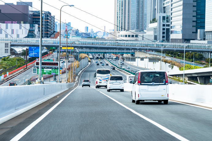 渋滞の原因のひとつであるサグ部